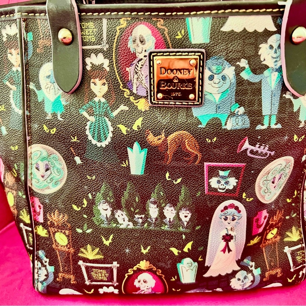 Dooney & Bourke - Disney Haunted Mansion Handbag & Keychain Rare Black Retired - Picture 5 of 16